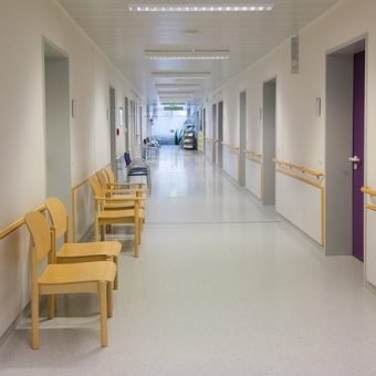 hospital-502885_640